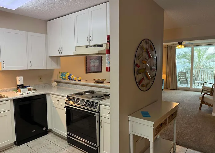 Waterfront With Indoor & Outdoor Pools Bbq Apartment Gulf Shores