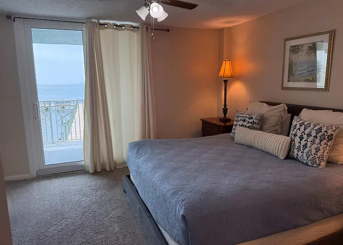 Waterfront With Indoor & Outdoor Pools Bbq Apartment Gulf Shores