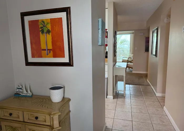 Apartment Waterfront With Indoor & Outdoor Pools Bbq