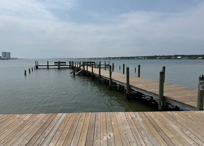 Apartment Waterfront With Indoor & Outdoor Pools Bbq
