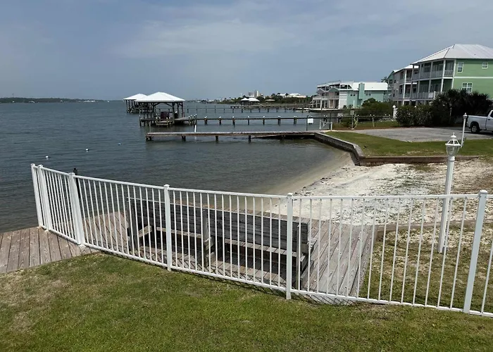 Waterfront With Indoor & Outdoor Pools Bbq Apartment Gulf Shores